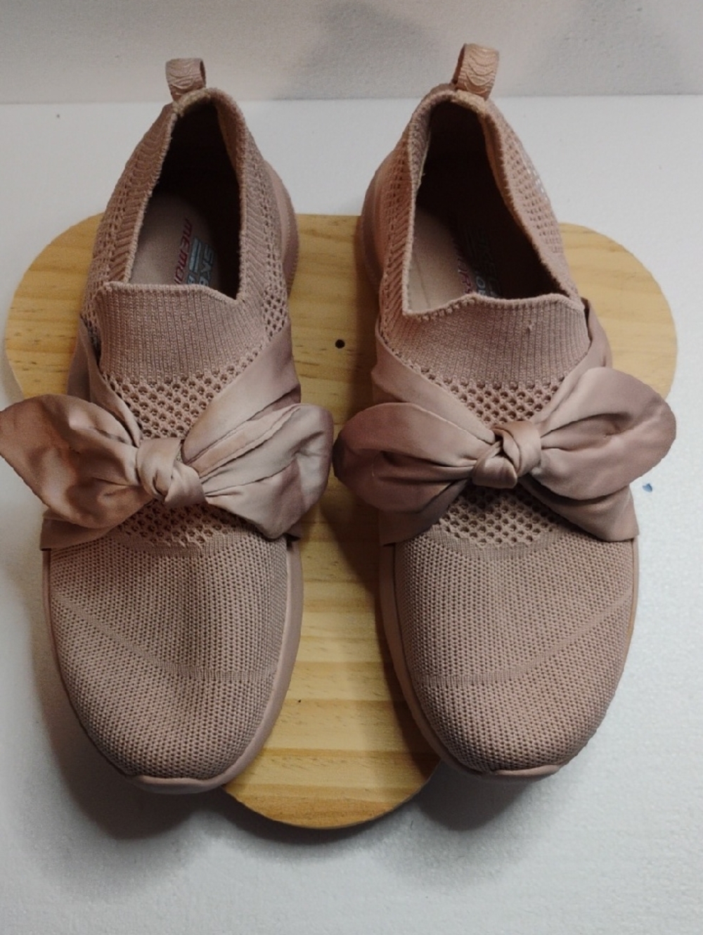 Skechers Knit Slip-On Bow Sneakers - Blush Pink